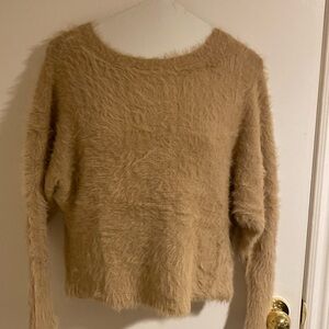 Jessica Simpson sweater